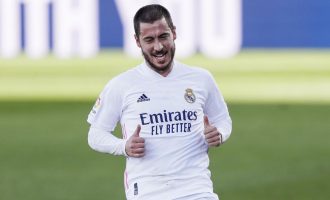 Hazard i kërkon falje tifozëve madrilenë, pasi u pa duke qeshur me lojtarët e Chelseas