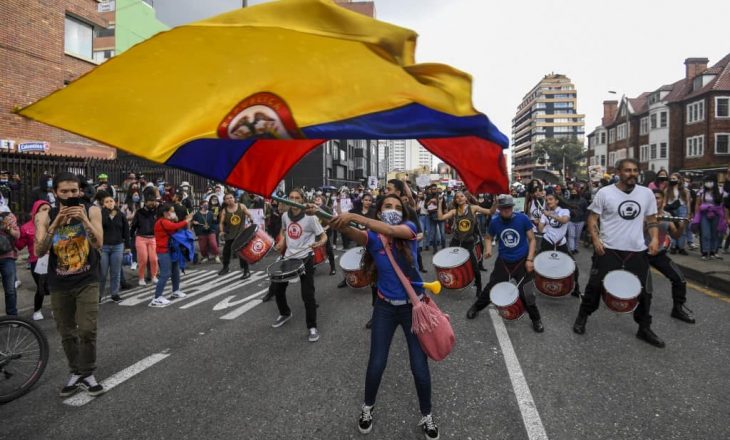 Presidenti kolumbian takohet me opozitën në lidhje me protestat që po zhvillohen në vendin amerikano-latin