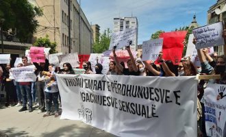 A mund ta ndalë dhunën seksuale publikimi i emrave të abuzuesve?