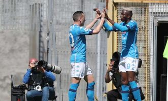 Napoli mposht Spezian, ekipi i Ismajlit rrezikon rënien një kategori më poshtë