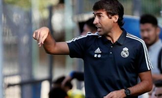 Tifozët madrilen shohin Raul Gonzalezin si pasues të Zidane në pankinë