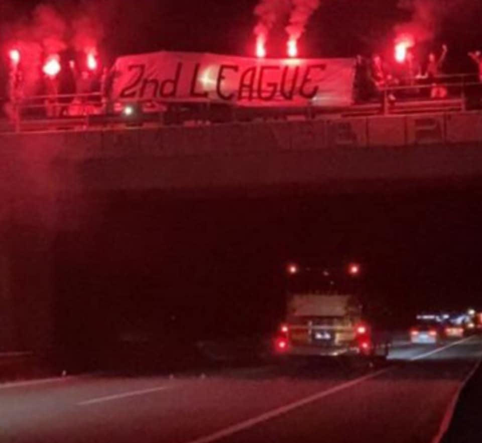 “Ballistët” e Shkëndijes tallen me lojtarët e Vardarit