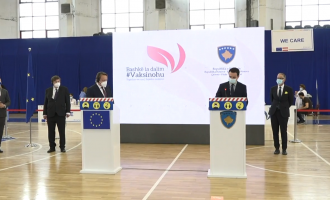 Kurti e Varhelyi në konferencë për arritjen e vaksinave: Objektiv është vaksinimi i 60% të popullatës