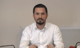 Gastronomët paralajmërojnë protesta të “ashpra “nëse nuk zgjatet orari i punës