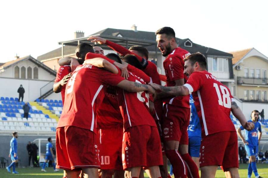 Prishtina fiton ndaj Llapit, merr kreun e Superligës katër javë para fundit të kampionatit