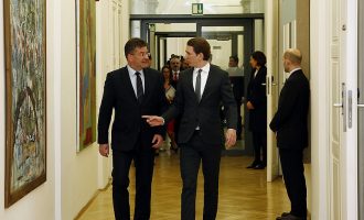 Kancelari austriak takohet sot me Lajçak për dialogun Kosovë-Serbi