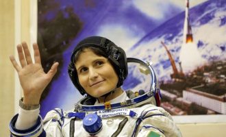 Samantha Cristoforetti do të jetë gruaja e parë evropiane që komandon Stacionin Ndërkombëtar të Hapësirës