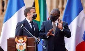 Macron thotë se Franca do të ndihmojë Afrikën të bëjë më shumë vaksina COVID-19