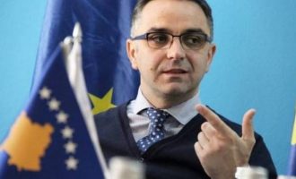 Tahiri: Taksa mjeti i vetëm që ia “palonte” Vuçiqit
