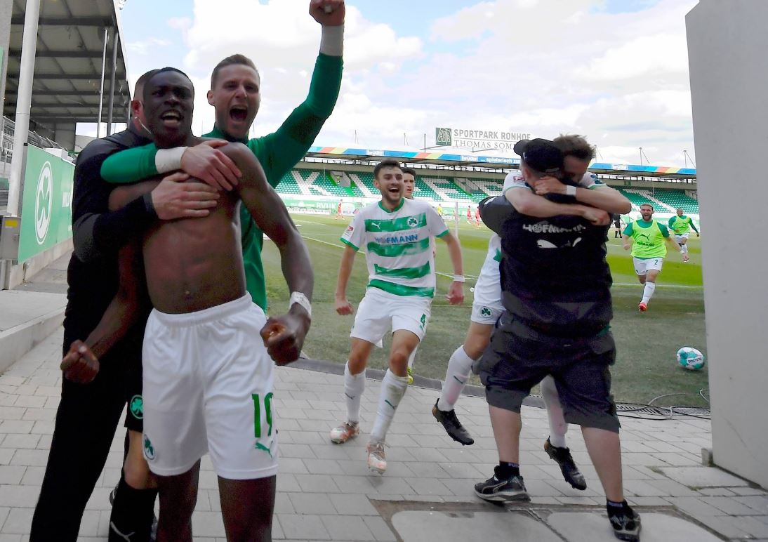 Mërgim Mavraj me Greuther Furthin rikthehet në Bundesligë