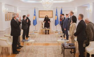 Betohen tetë anëtarët e rinj të KQZ-së