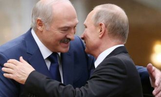 Arrestimi i gazetarit bjellorus, Putin bisedon me Lukashenkon