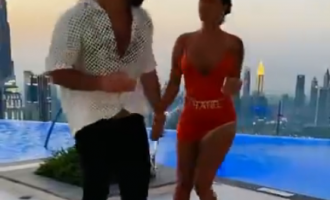 Ledri Vula publikon pamje dorë për dore me Morena Tarakun