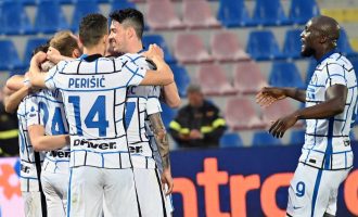 Inter mposht Crotonen, ekipi i Contes një pikë larg titullit kampion