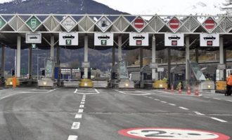 Mali i Zi mban në fuqi taksën kufitare më Kosovën, pritet të hiqet në qershor