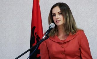 Ministrja e Arsimit: Aktualisht nuk e shohim testimin si mjet për vlerësimin e mësimdhënëseve
