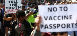 Në Londër protestojnë kundër vaksinës dhe masave ndaj COVID-19