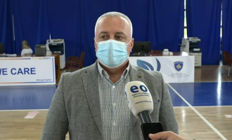 Bardhi: Për vaksinimin e grup-moshave të tjera vendosë Komiteti