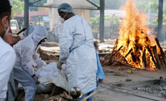 India raporton mbi katër mijë vdekje nga COVID-19 në 24 orët e fundit