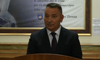 Lekaj i reagon deputetes gjermane: Vetëm të marrët rreshtohen me Serbinë