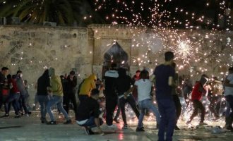 Bashkimi Evropian reagon në lidhje me veprimet në xhaminë Al-Aksa: Të shmangen veprimet provokuese, të ruhet ‘status quo’-ja