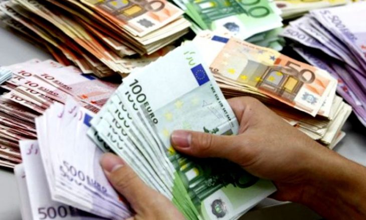 Policia jep detaje për arrestimin e një personi dhe intervistimin e dy tjerëve në akzuat për “pastrim parash”