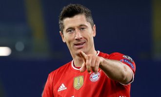 Lewandowski shumë afër ta fitojë ‘Këpucën e Artë’
