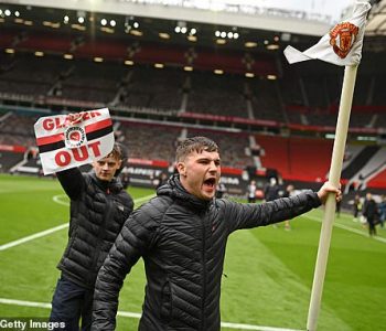 Shtyhet ndeshja mes Manchester United dhe Liverpool shkaku i protestave të tifozëve të United