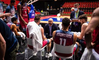 Ish-basketbollisti i Pejës dhe Bashkimit shpallet trajner i vitit në kampionatin belg