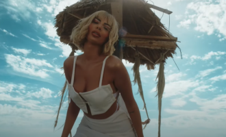 Luana Vjollca publikon projektin “Një mijë vjet”