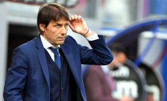 Antonio Conte nis bisedimet me Tottenham