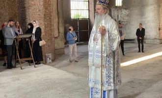 Ministri Çeku reagon pasi Kisha serbe u ankua “për pengim të së drejtës fetare”