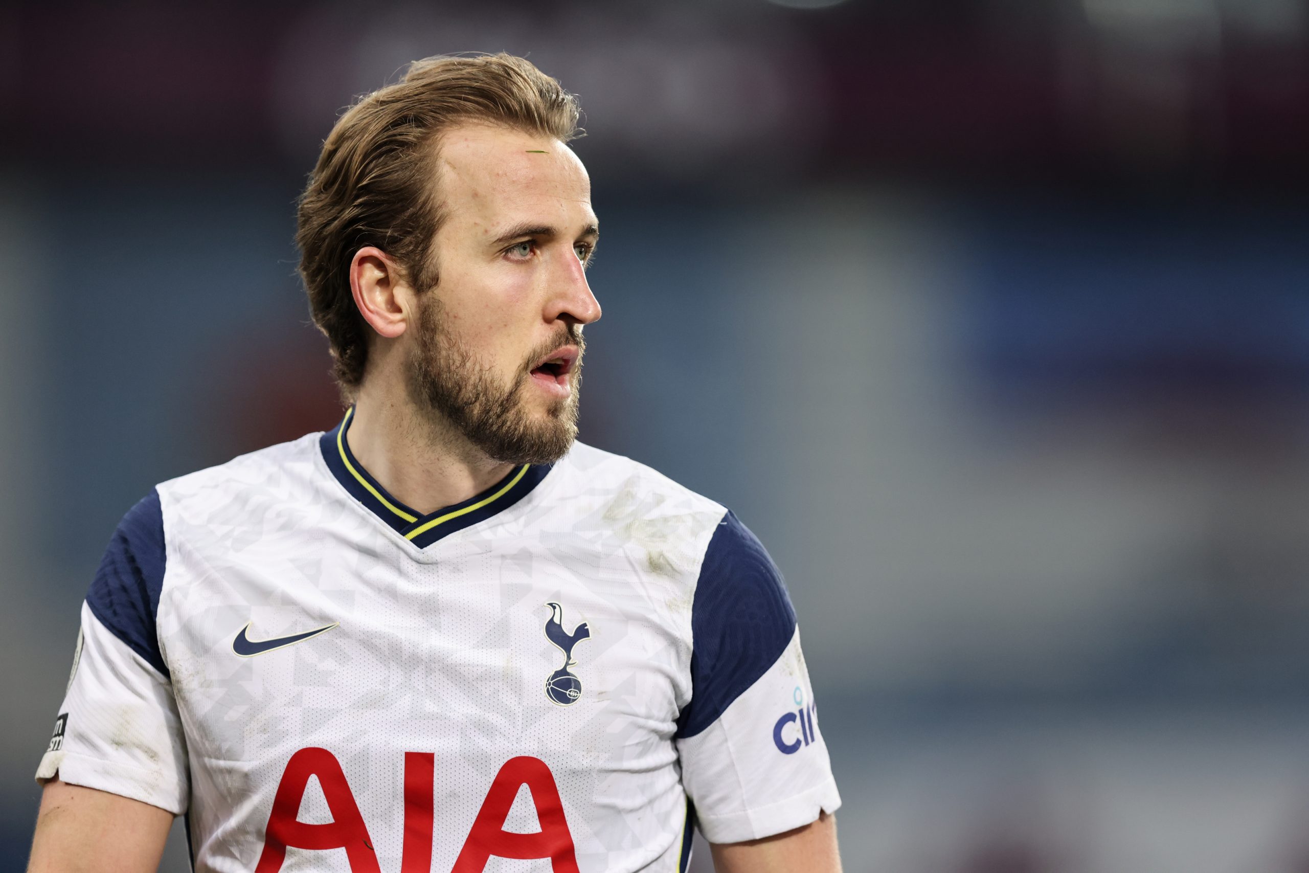 Juventus përgatit ofertë për Kane