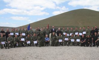 Certifikohen snajperistët e FSK-së