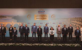 Osmani nga Turqia bën thirrje për njohjen e pavarësisë së Kosovës dhe liberalizim të vizave