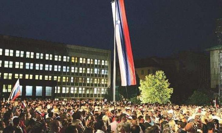 Kryeministri Kurti uron Slloveninë në 30 vjetorin e Pavarësisë