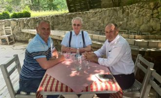 Hoxhaj dhe Lladrovci takohen me nënkryetarin e Parlamentit Evropian