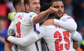 LIVE: Anglia fiton ndaj Çekisë për të rimarr kreun e tabelës