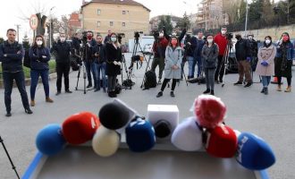 Nga 1 korriku gazetarët mund të aplikojnë për vaksinim