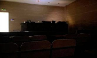 Ndërpritet seanca në rastin “Stenta 2” pasi ndalet rryma në një sallë në Pallatin e Drejtësisë