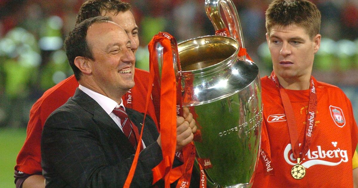 Rafa Benitez mund të transferohet te rivalët e Liverpoolit