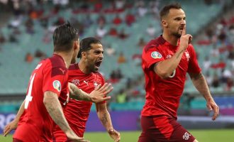 Zvicra siguron kalimin në fazën tjetër të EURO 2020