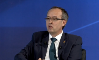 Hoti: Ai që kundërshton Marrëveshjen e Uashingtonit me ose pa vetëdije, promovon interesat ruse