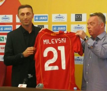 Maqedonia e Veriut bëhet me trajner të ri pas largimit të Angelovskit