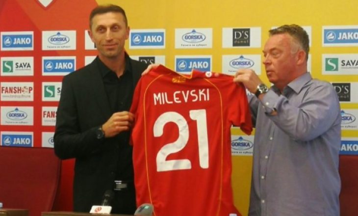 Maqedonia e Veriut bëhet me trajner të ri pas largimit të Angelovskit