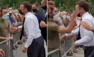 Djaloshi që goditi me shuplakë presidentit francez, pritet të dënohet me 18 muaj burg