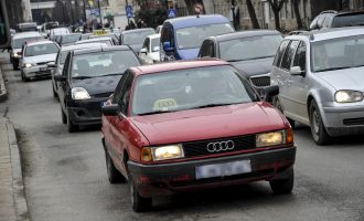 Mbi 208 mijë vetura të paregjistruara në Kosovë