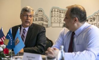 SHBA-ja do të ndërtojë rezidencë në Prishtinë për ambasadorin e saj