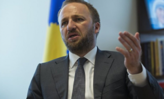 Tahiri: Qeveria Kurti ia gjeti çelësin “Kishës së Millosheviqit” si dhuratë për Vuçiqin