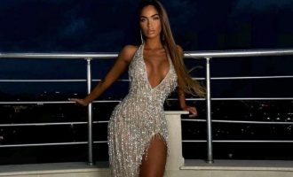 Ku po shkon Arta Nitaj me këtë veshje?